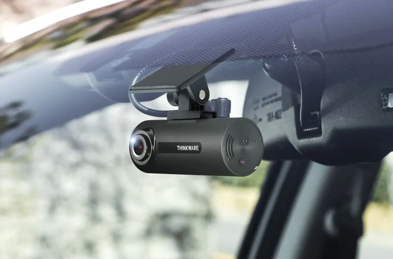 Thinkware F70 dash cam (16Gb).