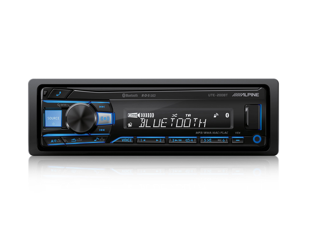 Alpine UTE-200BT receiver with USB, Bluetooth.