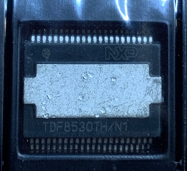 TDF8530TH audio amplifiers (HSOP44).