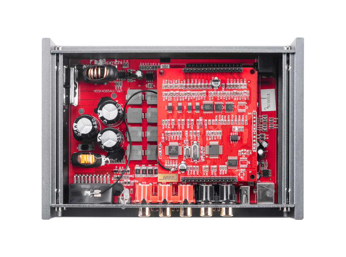 Nakamichi NDSK4285AU (D class) power amplifier (4-channel).