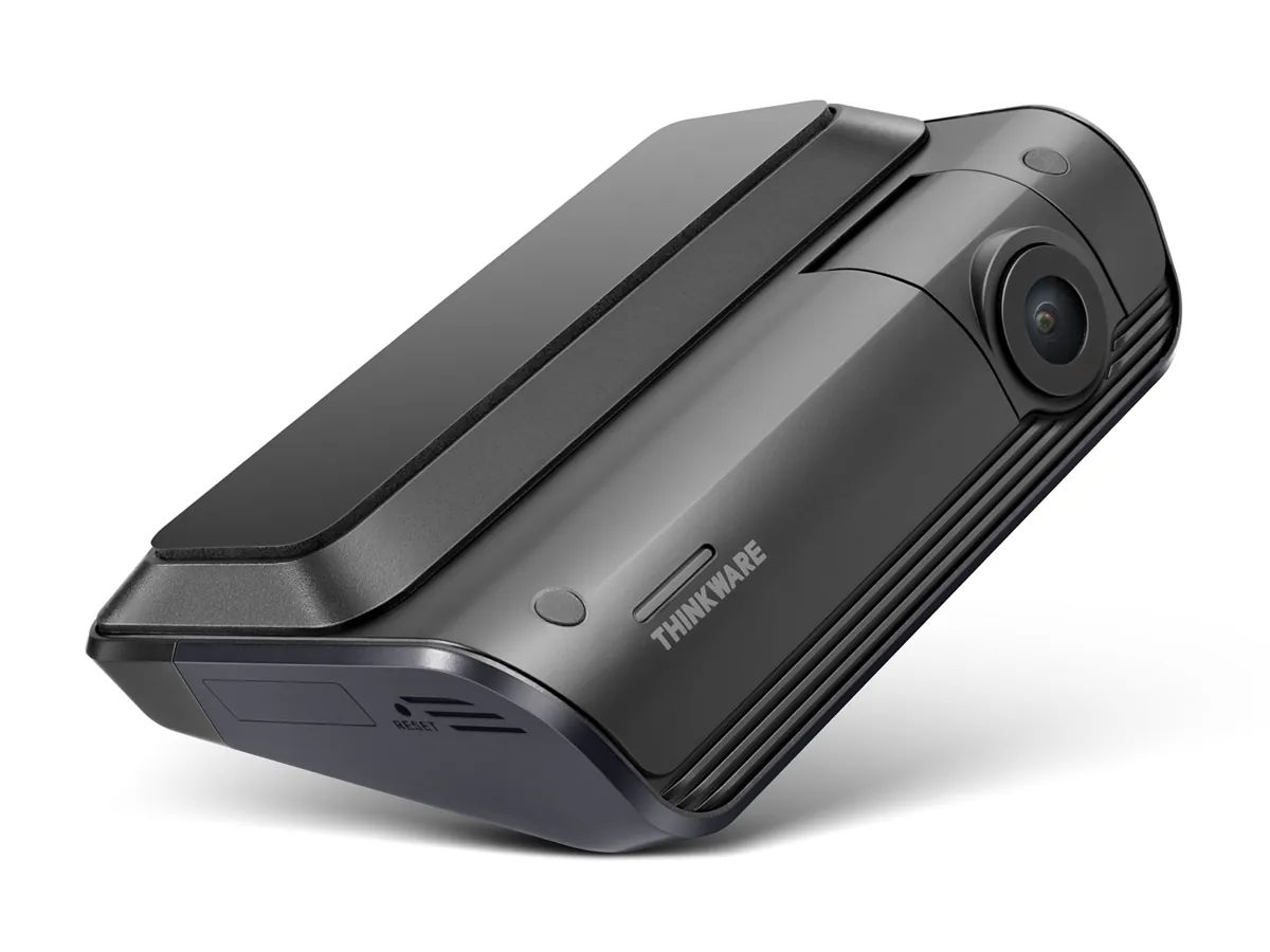 Thinkware Q1000 QuadHD 2-camera Dash Cam