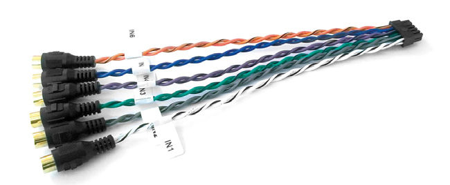 Audison PIC 6 PRE in RCA connector.